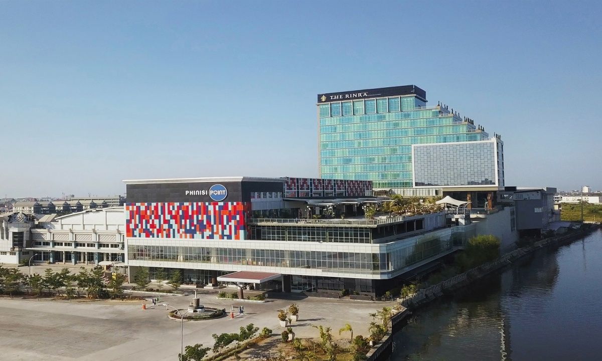 Phinisi Point Mall